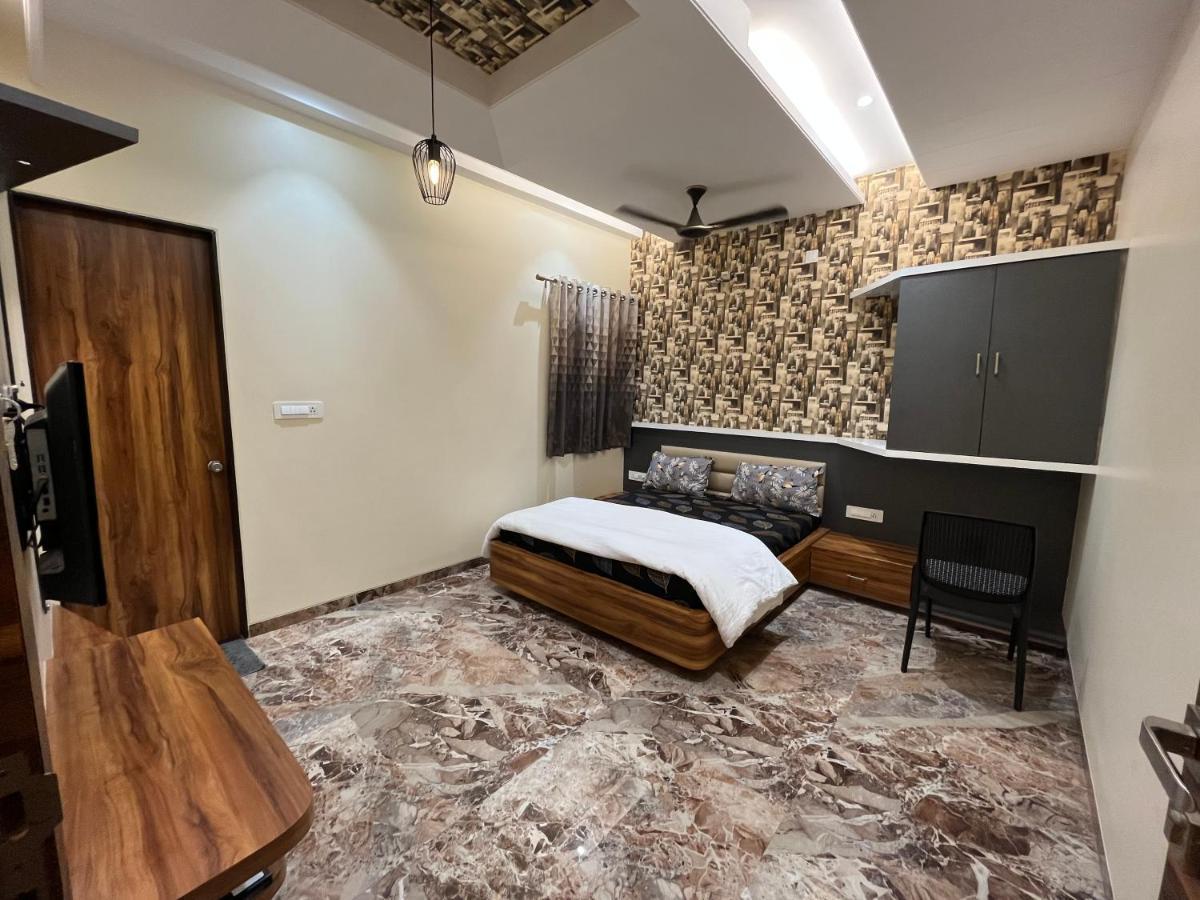 Hotel Aryadeep Phardāpur Eksteriør bilde